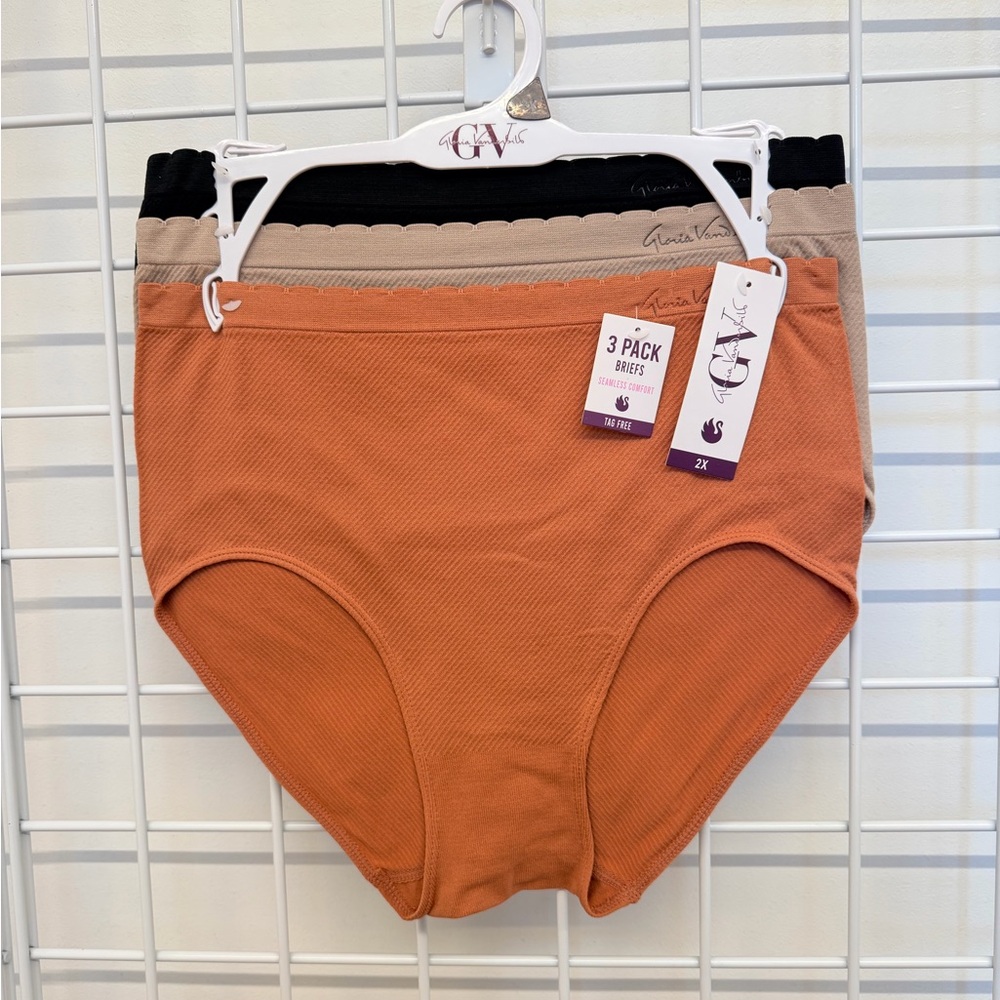 Gloria Vanderbilt - 3-Pack Women's Briefs in Orange, Black, and Tan